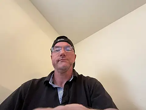 Snapshot of KrixKross chatting on January 13, 2025, 7:21 pm KrixKross online show from January 13, 2025, 7:21 pm