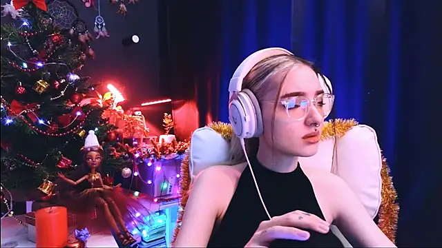 Avi Nile online show from December 20, 2024, 2:19 am