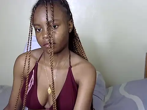 Snapshot of ebony_liza chatting on January 6, 2025, 12:35 pm ebony liza online show from January 6, 2025, 12:35 pm