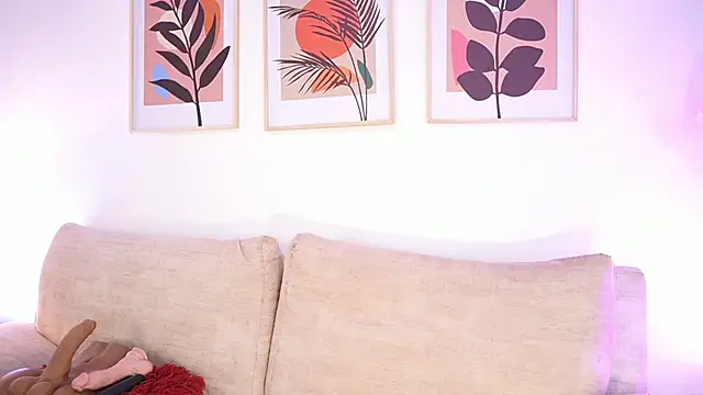 Snapshot of Zarawilliams chatting on January 4, 2025, 5:37 pm Zarawilliams online show from January 4, 2025, 5:37 pm