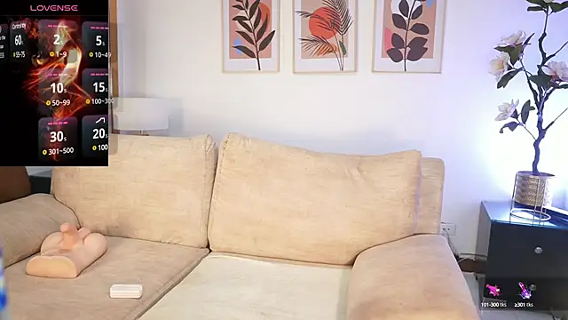 Snapshot of Zarawilliams chatting on March 20, 2025, 11:38 am Zarawilliams online show from March 20, 2025, 11:38 am