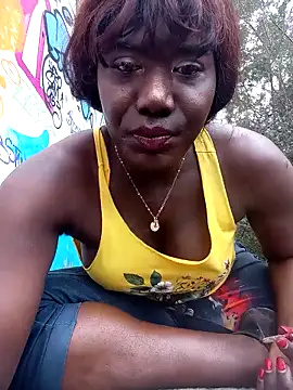 Snapshot of blackhotpartyts chatting on October 13, 2025, 4:18 pm blackhotpartyts online show from October 13, 2025, 4:18 pm