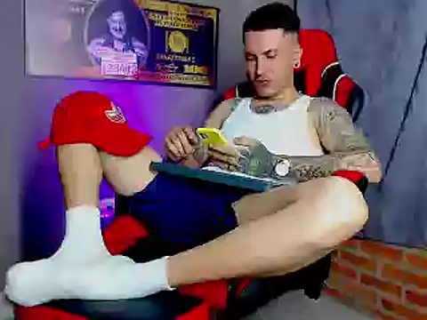 smoker445 online show from February 7, 2025, 1:15 am