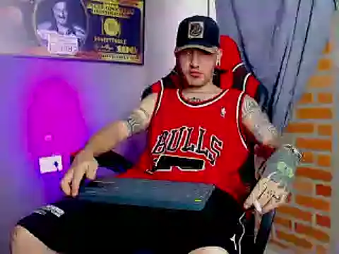 smoker445 online show from February 8, 2025, 12:28 pm