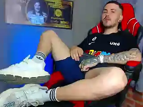 smoker445 online show from February 26, 2025, 10:42 pm