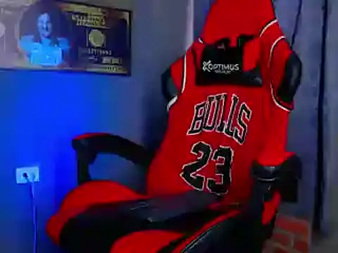 smoker445 online show from March 21, 2025, 10:06 pm