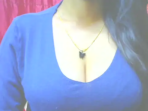 Snapshot of ishmita99 chatting on December 9, 2024, 1:13 pm ishmita99 online show from December 9, 2024, 1:13 pm