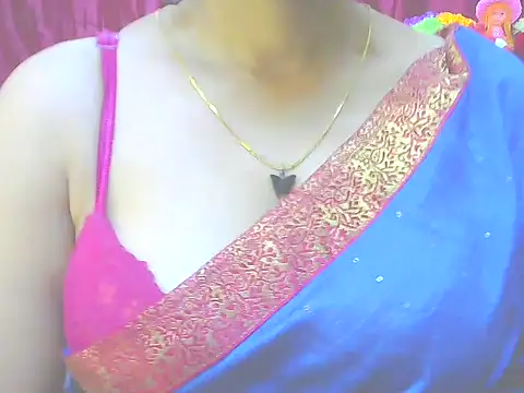 Snapshot of ishmita99 chatting on December 22, 2024, 12:49 pm ishmita99 online show from December 22, 2024, 12:49 pm