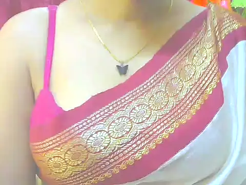 Snapshot of ishmita99 chatting on December 25, 2024, 10:06 am ishmita99 online show from December 25, 2024, 10:06 am