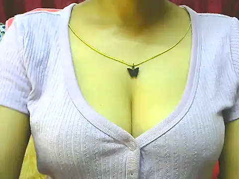 Snapshot of ishmita99 chatting on September 9, 2025, 4:06 pm ishmita99 online show from September 9, 2025, 4:06 pm