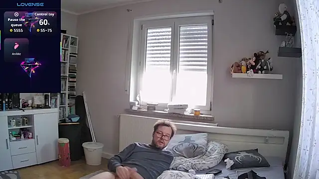 larsgessner30 online show from March 8, 2026, 3:27 pm