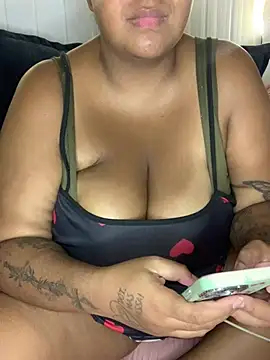 carolfogosa online show from March 17, 2026, 2:27 am