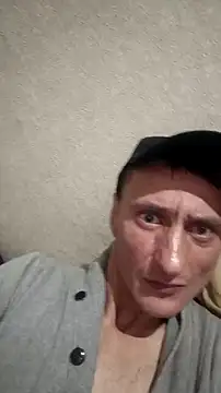 Snapshot of Miya567w chatting on November 4, 2025, 6:29 pm Miya567w online show from November 4, 2025, 6:29 pm