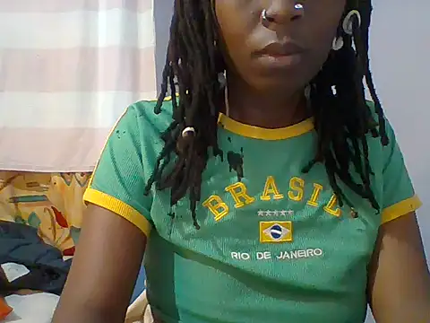 Snapshot of pretty_almah chatting on June 14, 2026, 4:36 am pretty almah online show from June 14, 2026, 4:36 am