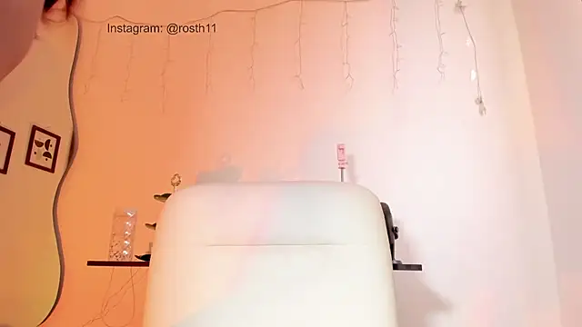 rossth1 online show from February 4, 2025, 10:34 pm