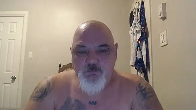 Snapshot of Newfiesausage1972 chatting on February 28, 2025, 1:14 pm Newfiesausage1972 online show from February 28, 2025, 1:14 pm