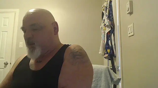 Snapshot of Newfiesausage1972 chatting on March 21, 2025, 8:08 pm Newfiesausage1972 online show from March 21, 2025, 8:08 pm