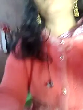Snapshot of Simaran_bhabhi chatting on January 8, 2025, 3:28 pm Simaran bhabhi online show from January 8, 2025, 3:28 pm