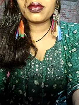 Snapshot of Simaran_bhabhi chatting on February 11, 2025, 3:29 pm Simaran bhabhi online show from February 11, 2025, 3:29 pm
