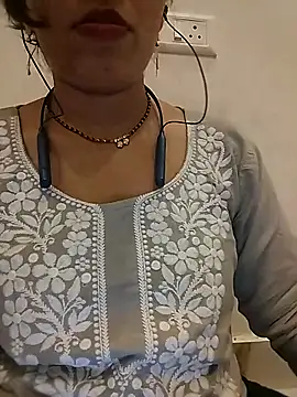 Simaran bhabhi online show from March 31, 2026, 4:29 pm