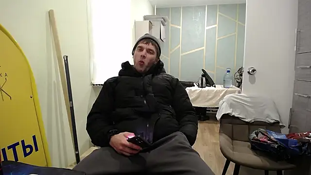 Max 2322 online show from February 2, 2026, 6:56 am