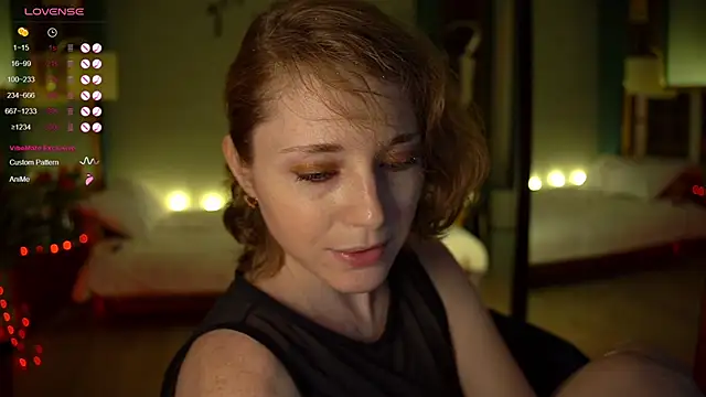 Snapshot of Your_phobia chatting on January 19, 2025, 11:53 pm Your phobia online show from January 19, 2025, 11:53 pm