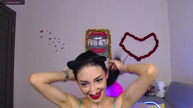 Snapshot of Lina_Robbins chatting on January 3, 2025, 4:22 am Lina Robbins online show from January 3, 2025, 4:22 am