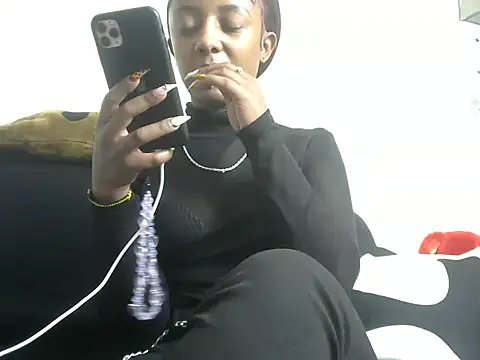 Snapshot of hoely_grail01 chatting on September 8, 2025, 8:30 pm hoely grail01 online show from September 8, 2025, 8:30 pm