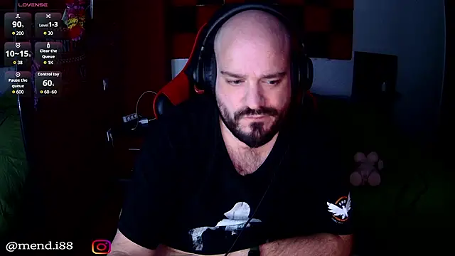 menditeta1 online show from February 25, 2026, 8:40 pm