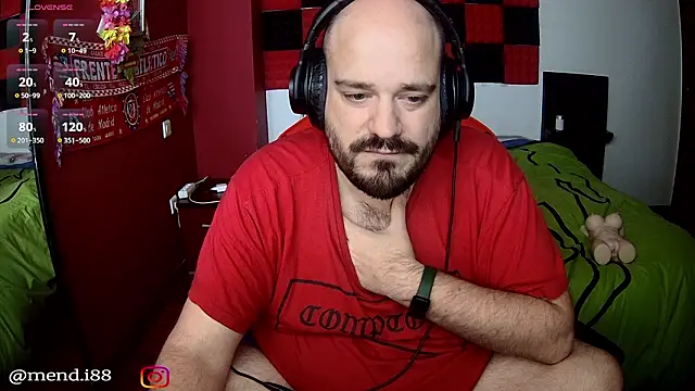 menditeta1 online show from March 6, 2026, 8:49 pm