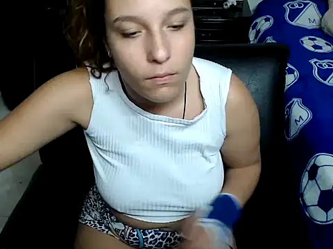 Snapshot of alexia_87 chatting on January 5, 2025, 11:12 pm alexia 87 online show from January 5, 2025, 11:12 pm