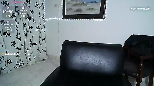 Snapshot of alexia_87 chatting on January 21, 2025, 7:04 am alexia 87 online show from January 21, 2025, 7:04 am