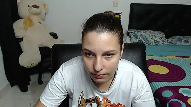 Snapshot of alexia_87 chatting on January 28, 2025, 8:25 am alexia 87 online show from January 28, 2025, 8:25 am