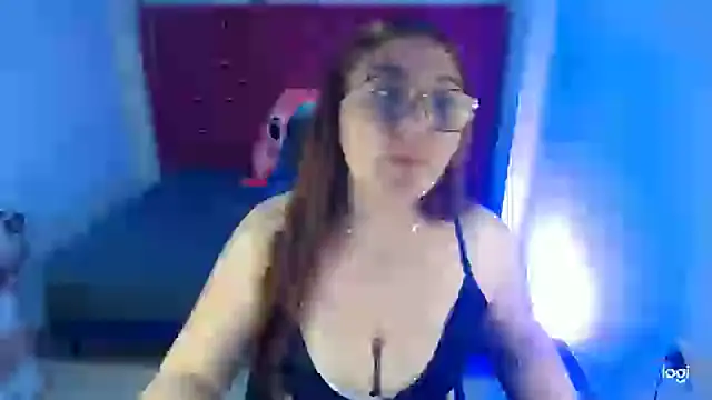 conniejames m online show from March 7, 2025, 12:45 pm