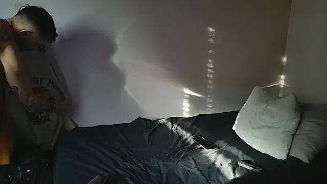 JackDesFeux online show from February 5, 2025, 8:14 pm