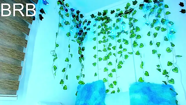 Snapshot of SaturnooStonee chatting on December 5, 2024, 7:05 am SaturnooStonee online show from December 5, 2024, 7:05 am