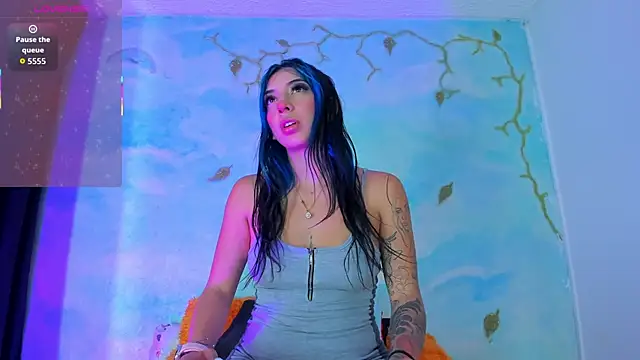 Snapshot of SaturnooStonee chatting on September 23, 2025, 4:37 am SaturnooStonee online show from September 23, 2025, 4:37 am