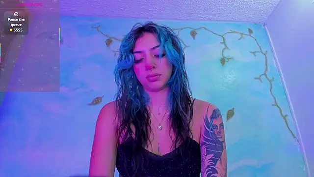 Snapshot of SaturnooStonee chatting on November 5, 2025, 6:57 am SaturnooStonee online show from November 5, 2025, 6:57 am