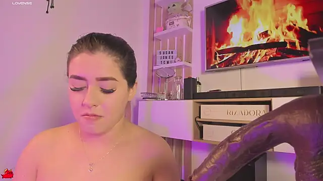 Snapshot of susanjons_tcw chatting on October 23, 2025, 7:18 am susanjons tcw online show from October 23, 2025, 7:18 am