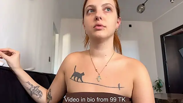 Snapshot of Chaptertoo chatting on September 25, 2025, 11:58 am Chaptertoo online show from September 25, 2025, 11:58 am