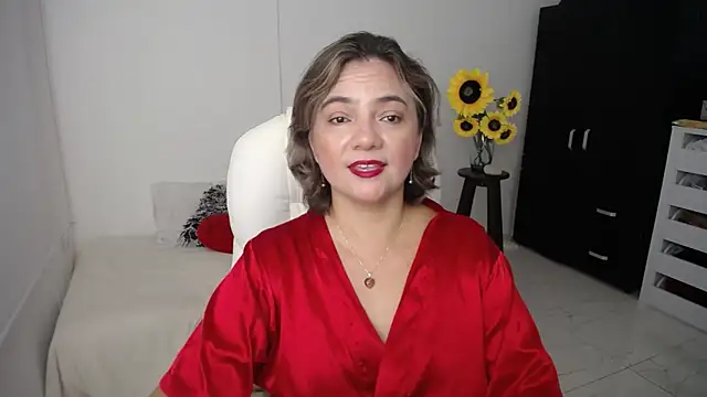 ana milf online show from March 22, 2025, 12:14 pm