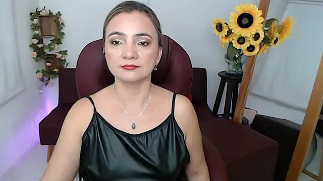 Snapshot of ana_milf chatting on June 27, 2026, 3:17 pm ana milf online show from June 27, 2026, 3:17 pm