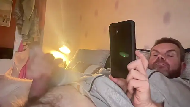 toptugger online show from November 18, 2025, 4:11 pm