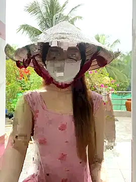 BabyThree  online show from November 1, 2025, 8:49 am