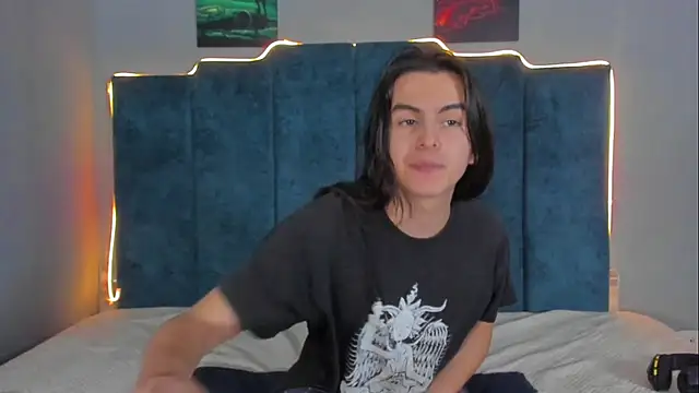 sky link  online show from October 17, 2025, 8:33 pm