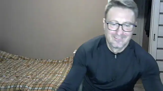 Snapshot of HarrySnake chatting on December 12, 2024, 2:11 pm HarrySnake online show from December 12, 2024, 2:11 pm