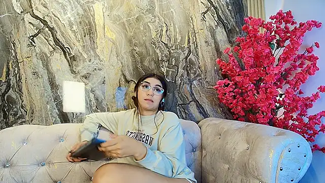 Zayda 1 online show from March 8, 2025, 1:28 am