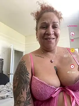Snapshot of ladycreamypr2 chatting on July 1, 2026, 6:51 pm ladycreamypr2 online show from July 1, 2026, 6:51 pm