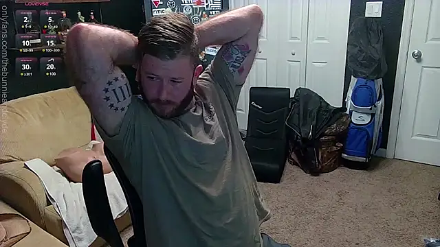 Snapshot of chillinthemosttt chatting on February 11, 2025, 3:29 am chillinthemosttt online show from February 11, 2025, 3:29 am