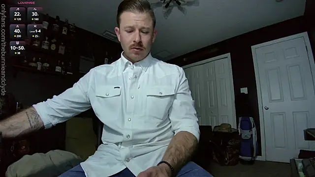 Snapshot of chillinthemosttt chatting on February 18, 2025, 5:09 am chillinthemosttt online show from February 18, 2025, 5:09 am